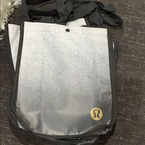 Small lululemon bag